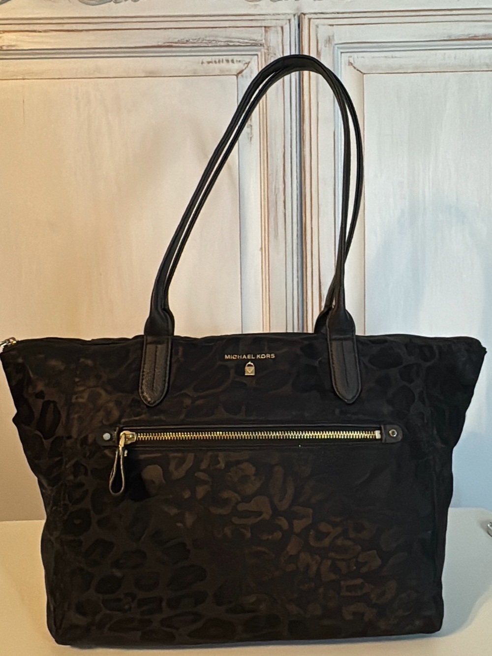 Michael Kors Black Nylon Kelsey LG TZ Tote